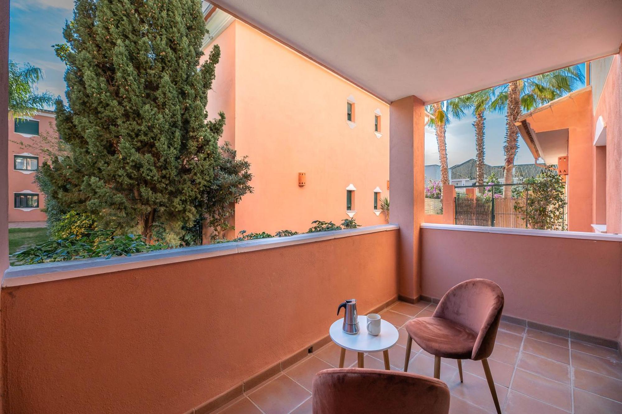 Cabopino, Cerca De Todo Apartment
